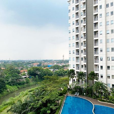 Stunning And Homey 2Br Apartment Mustika Golf Residence By Travelio Cikarang Exterior foto